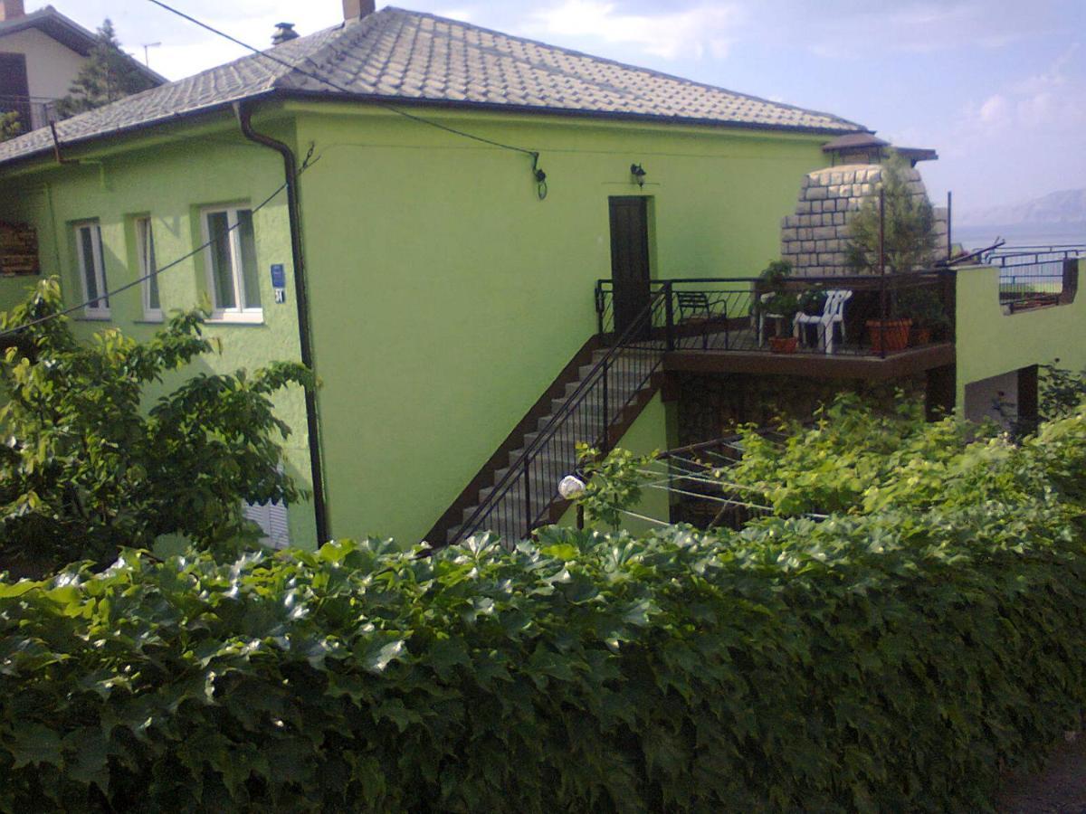 Apartmani Ana Novi V. - Studio Нови-Винодолски Экстерьер фото