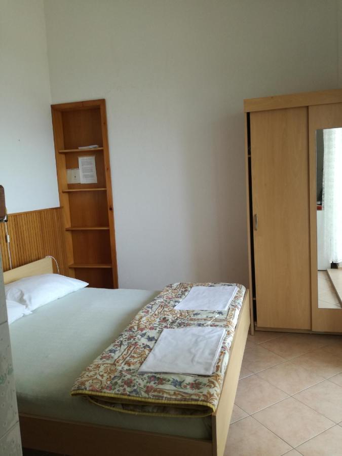 Apartmani Ana Novi V. - Studio Нови-Винодолски Экстерьер фото